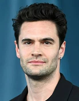 Tom Bateman