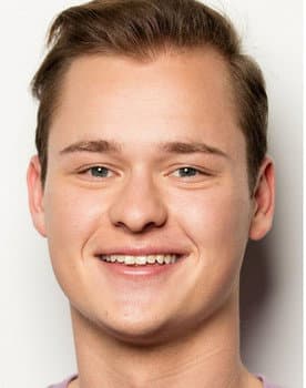Cooper Tomlinson