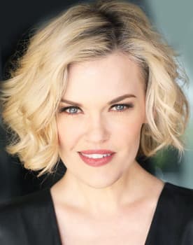 Kari Wahlgren
